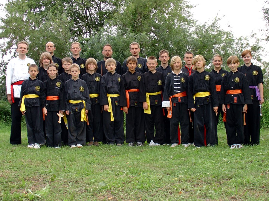 Kung Fu Gruppenfoto Trainingslager 2010 Zielow
